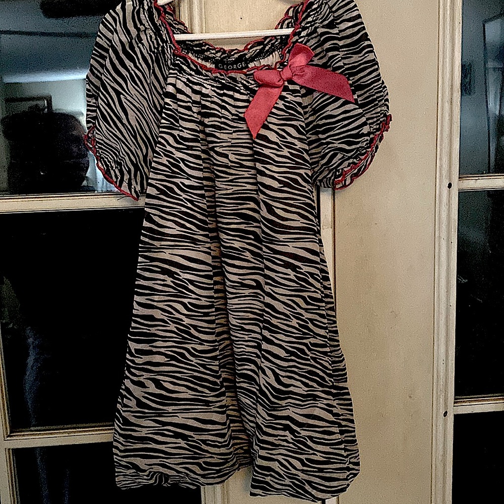 Zebra print with hot pink accent dress, size 7/8